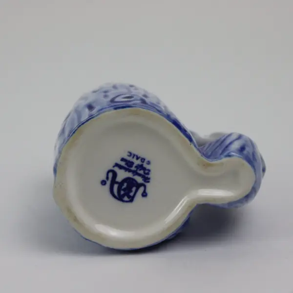 Hand Painted Delft-Style Ceramic Turtle Toothpick Holder Blue White