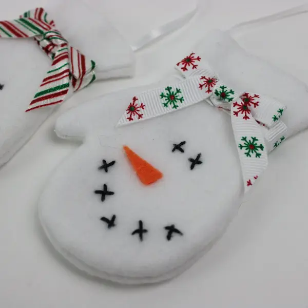 Set of 6 Christmas Ornaments Red Green Mittens White Snowmen