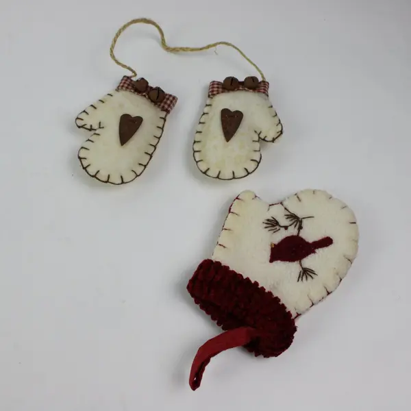 Felt Christmas Mitten Ornaments Lot of 3 Cardinal Heart