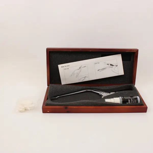 Shoe Surgeon Shoe Stretching Kit Wooden Case Tool Tips Spray Instructions