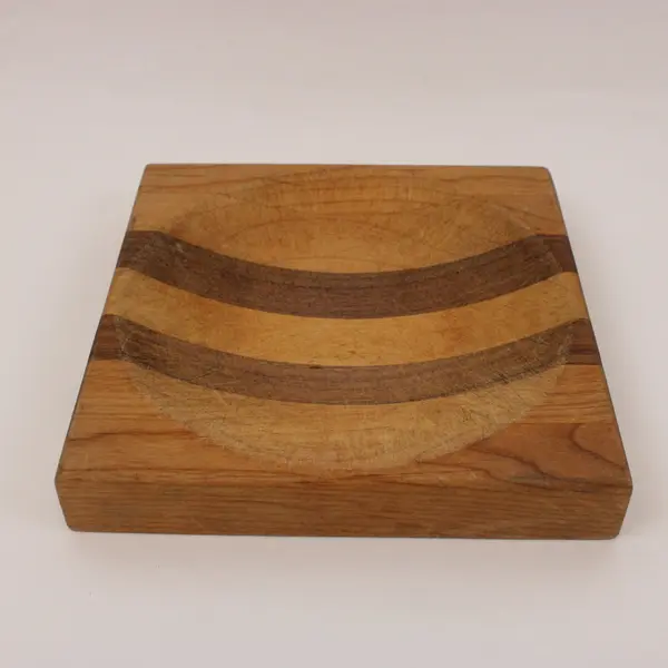 Alaska Cutlery Ulu Knife with Wooden Cutting Board Set