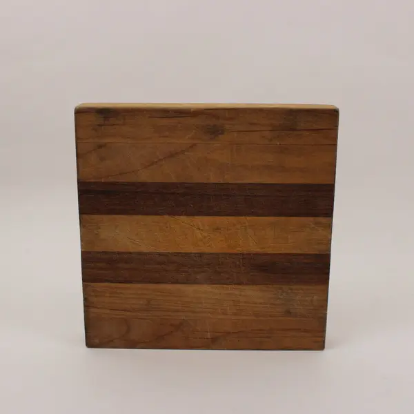 Alaska Cutlery Ulu Knife with Wooden Cutting Board Set
