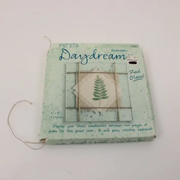 Artco Crafts Petite Daydreams Simply Nature 72602 Counted Cross Stitch Kit
