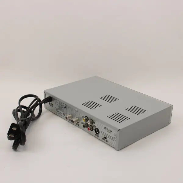Channel Master CM-7000 D2A Digital to Analog TV Converter Box Manual