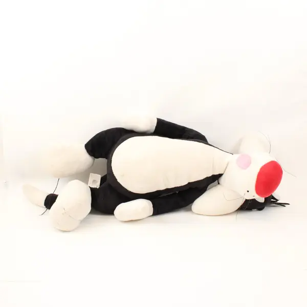 DJ Plush Toys LTD Warner Bros Six Flags Looney Tunes Sylvester Cat Plush