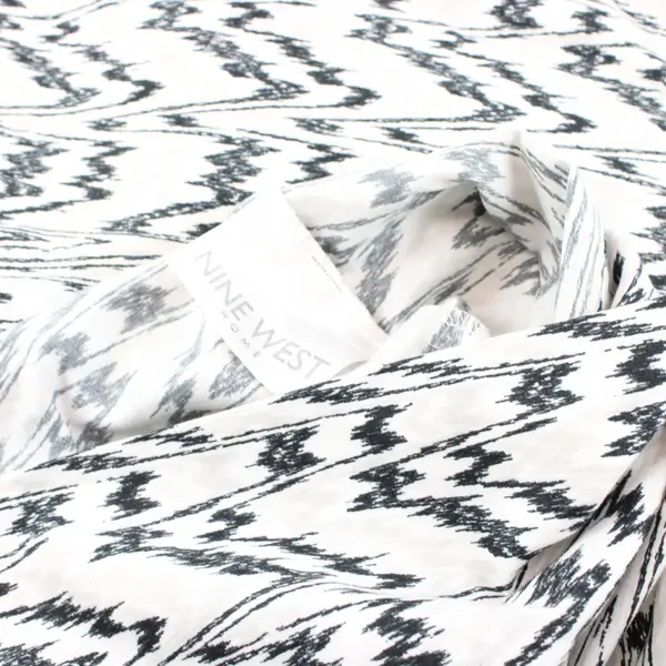 Nine West King Sheet & Pillowcase Set Black and White Zig Zag