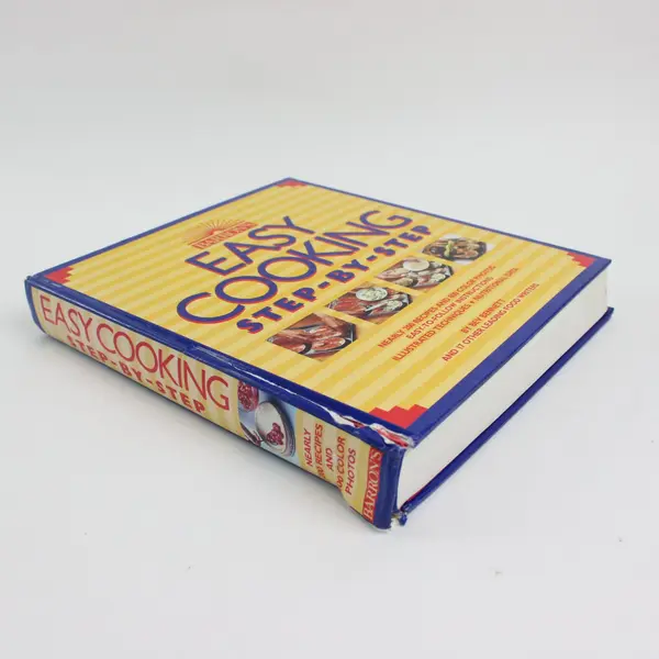 VTG Barron's Easy Cooking Step-By-Step Cookbook Bev Bennett Illustrated 1985 HC