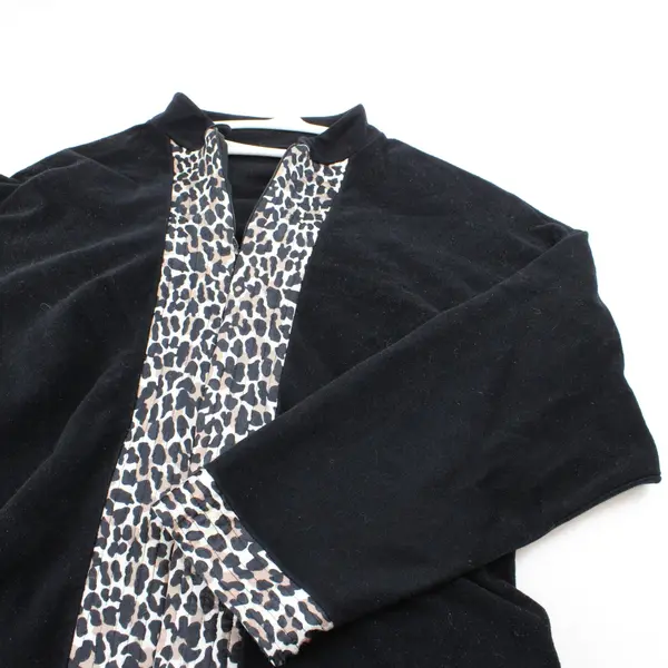 Vtg Vanity Fair Outlet Women's Long Robe Black Leopard Trim Zip Front 3/4 Sleeve