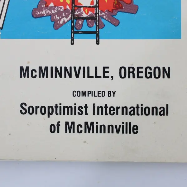 What's Cookin'? 1978 Soroptimist International McMinnville Cookbook Comb Bound