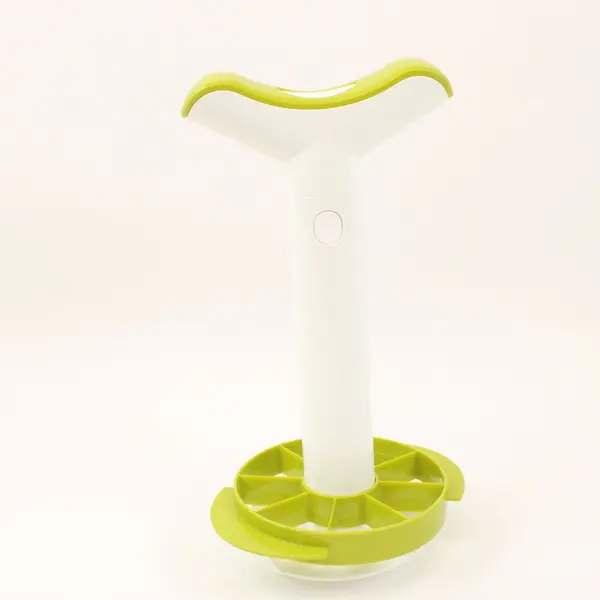 Vacu Vin 4-in-1 Pineapple Slicer Wedger Corer Peeler