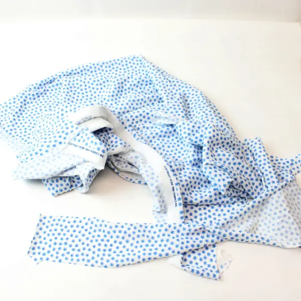 Peter Pan Fabrics Inc White Blue Floral Stretch Fabric 33x64in Sewing Craft