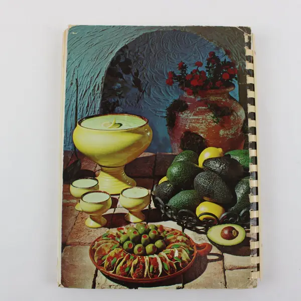 Vintage 1967 Foreign Foods Cookbook Favorite Recipes Mary Anne Richards