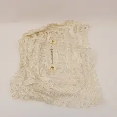 White Irish Crochet Lace Tissue Box Cover Doily Looped Trim