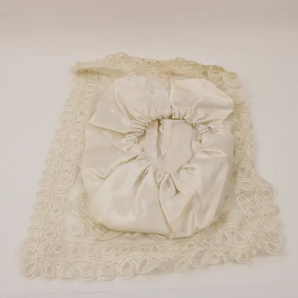 White Irish Crochet Lace Tissue Box Cover Doily Looped Trim