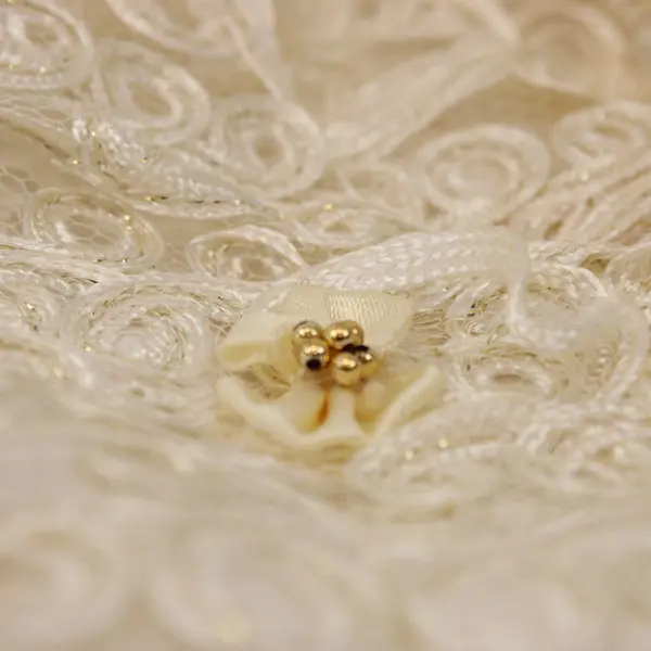 White Irish Crochet Lace Tissue Box Cover Doily Looped Trim