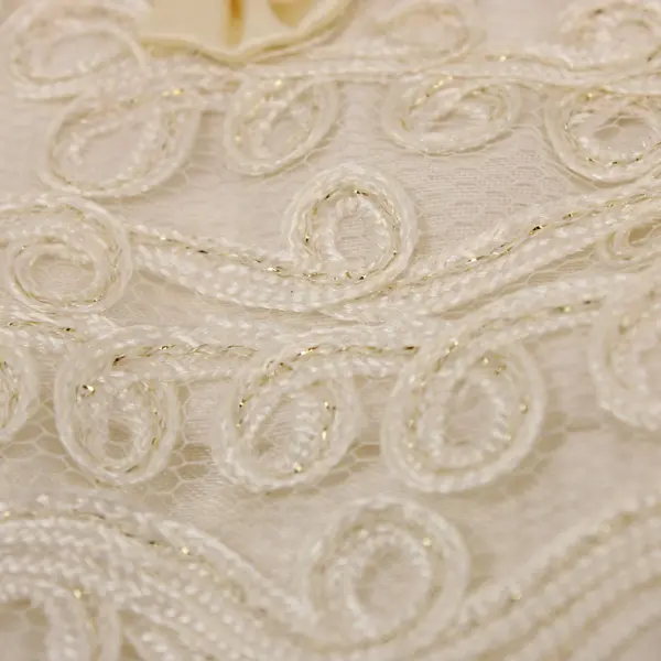 White Irish Crochet Lace Tissue Box Cover Doily Looped Trim