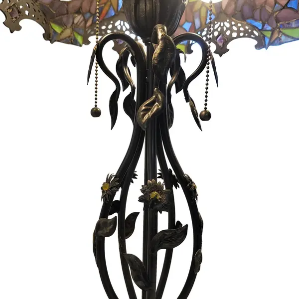 Tiffany Style Stained Glass Table Lamp Floral Ornate Metal Base - Local Pickup
