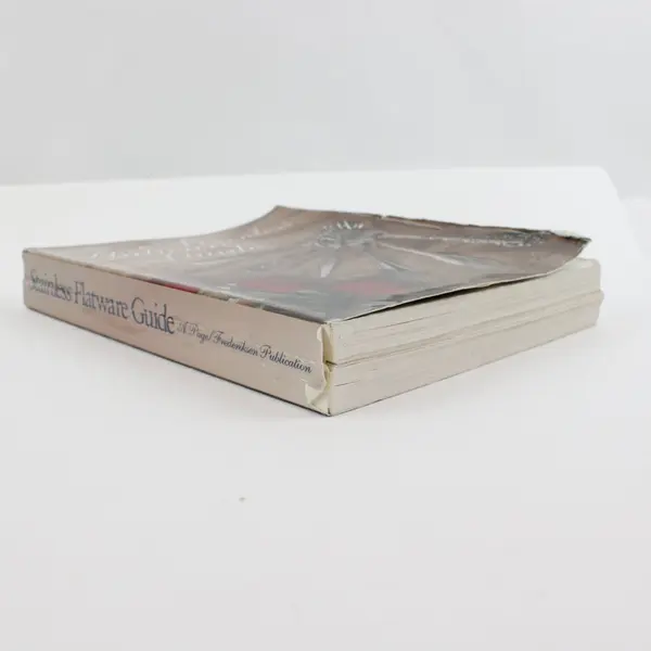 Stainless Flatware Guide 1998 Paperback Page/Frederiksen Publications Acceptable