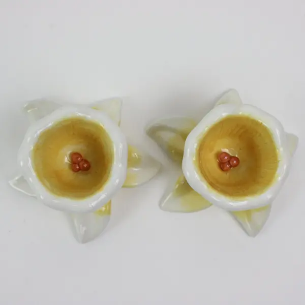 Department 56 Time to Celebrate 20.88131 Set of 2 Daffodil Candle Holders