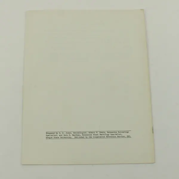 1968 Spray Program Apples Pears Willamette Valley OSU Extension Circular 677