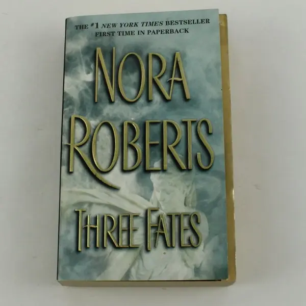 Nora Roberts Three Fates 2003 Paperback Novel