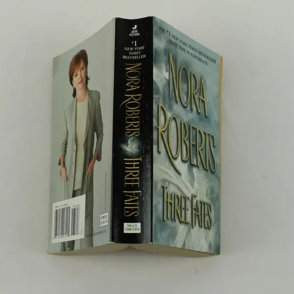 Nora Roberts Three Fates 2003 Paperback Novel