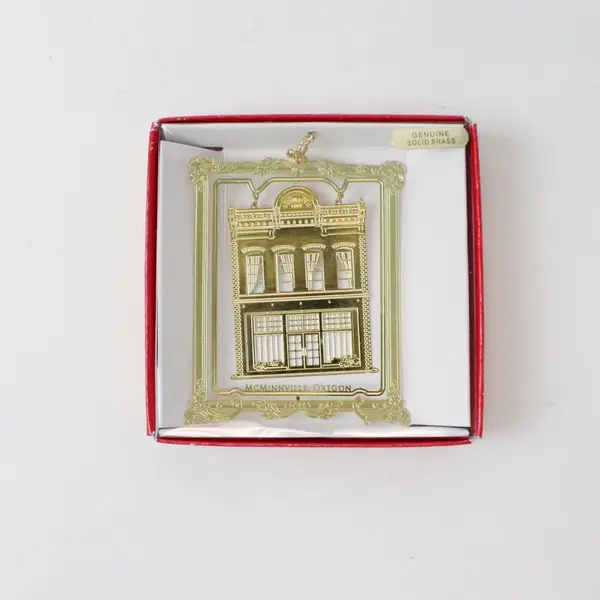 Nation's Treasures 2011 McMinnville Oregon Schilling Bldg Brass Christmas
