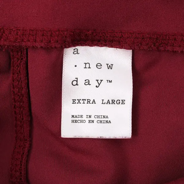 A New Day Women's XL Maroon Red Cropped Leggings