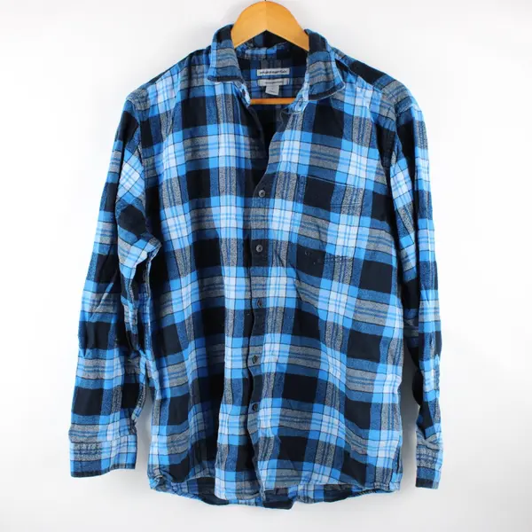 Amazon Essentials Men's Large Blue Plaid Long Sleeve Button-Up Shirt