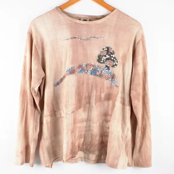Kennington Women's Large Beige Whimsical Applique Long Sleeve Shirt