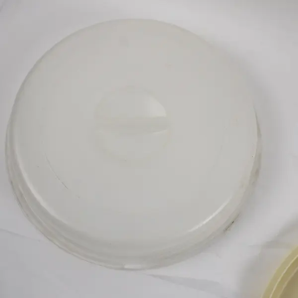 Beige Round Divided Serving Tray with Lid 7 Compartments 14.5in