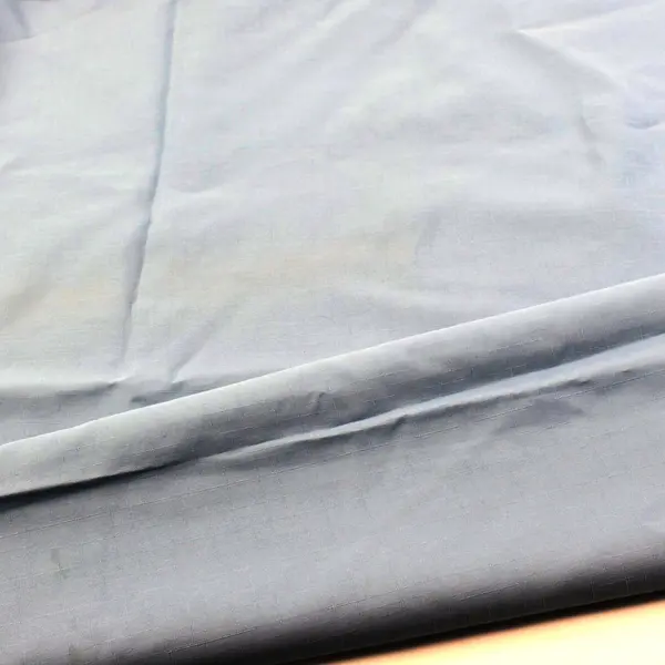 Blue Synthetic Tablecloth 100 x 58 Inch Pre-Owned