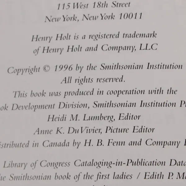 The Smithsonian Book of First Ladies Edith P Mayo 1996 HC Hillary Clinton