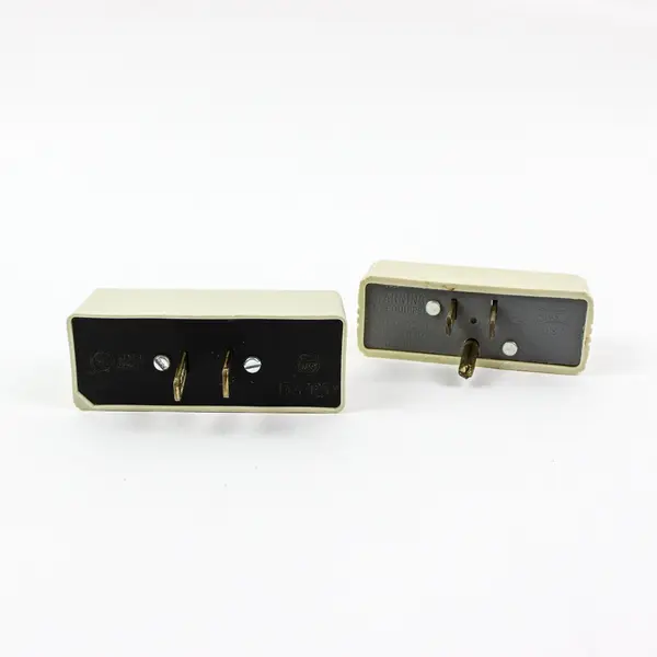 EAGLE Lot of 2 Three-Outlet Electrical Adapters Used Untested