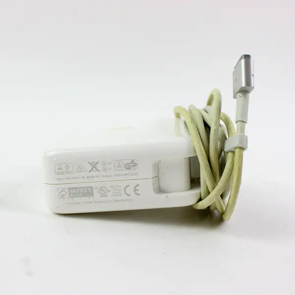 Apple 45W MagSafe Power Adapter Charger for MacBook w/ Power Cable