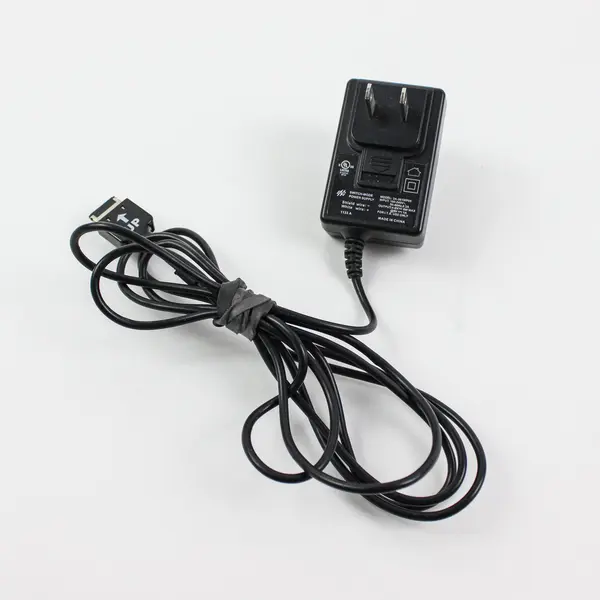 3A-061WP05 AC Adapter Power Supply Apple 30-Pin Style Connector Untested