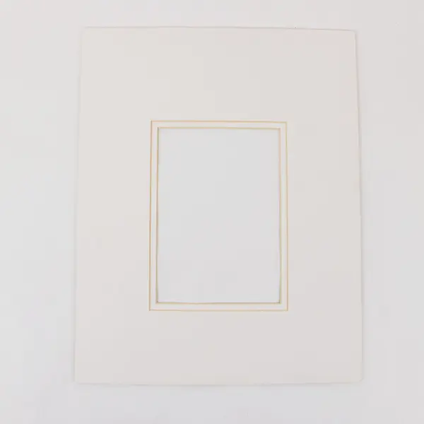 Crescent 928019 Lot of 10 White 11x14 Picture Mats for 5x7 Photos