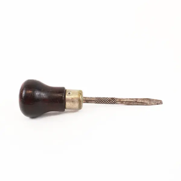 Wood Handle Ratcheting Screwdriver 6.5in Used Hand Tool