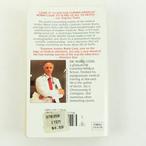 Abduction by Robin Cook Paperback 2000 ISBN 042517736X