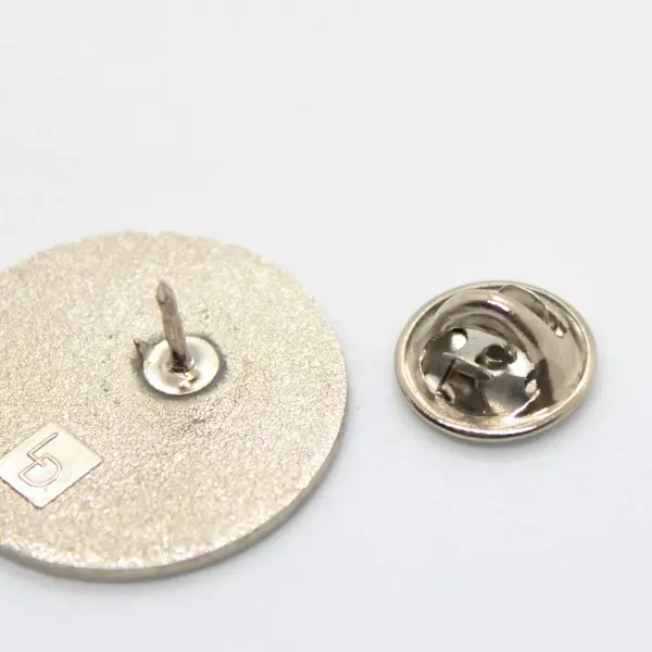 Sam Jackson Guild OHSU Round Raised Lapel Pin 1 Inch Silver