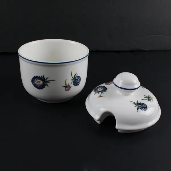 Villeroy & Boch Blackberry Sugar Bowl Pre-Owned