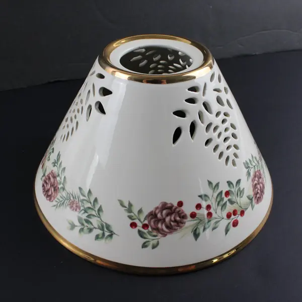 Lenox Williamsburg Boxwood & Pine Ceramic Lamp Shade