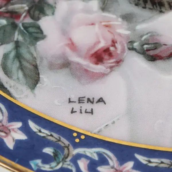 W.S. George Lena Liu Roses Collector Plate Floral Decorative