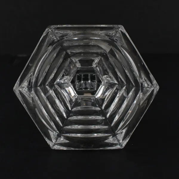 Imperial Estate 24% Lead Crystal 8.5in Leaf Pattern Cross Figurine
