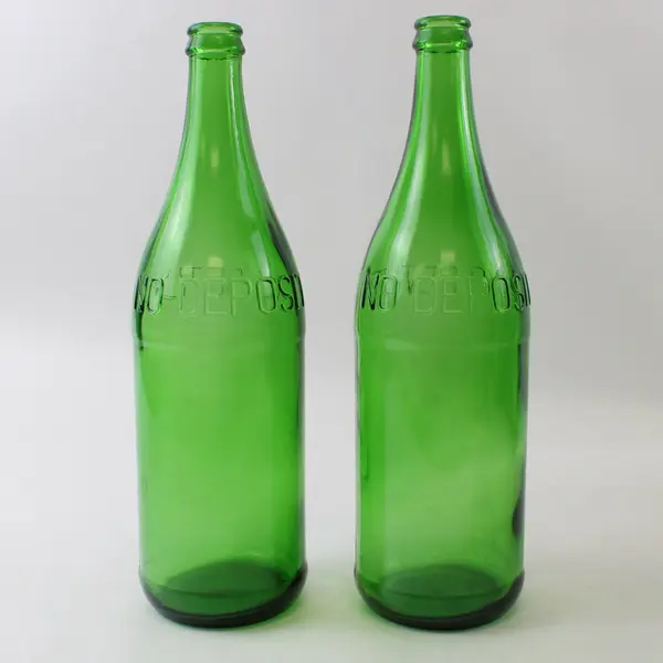 Lot of 2 Green Glass NO RETURN Soda Bottles 28 oz Unverified