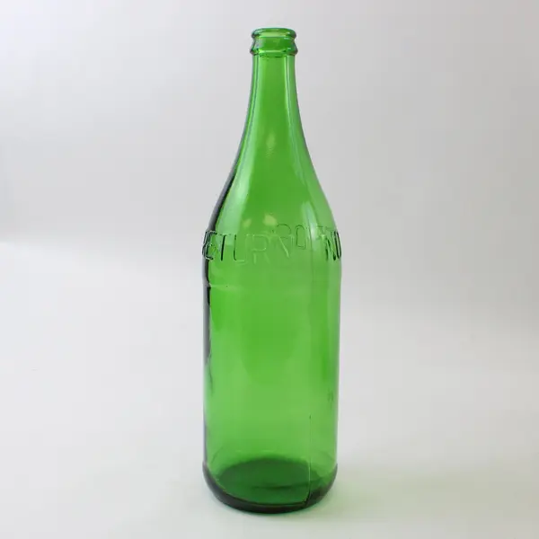 Lot of 2 Green Glass NO RETURN Soda Bottles 28 oz Unverified