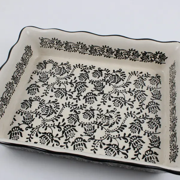 Baum Ceramic Rectangular Baking Dish Black White Paisley 13 x 9