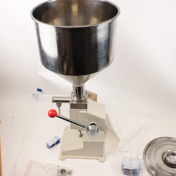 A03 Manual Liquid Filling Machine Used Small Batch Packaging