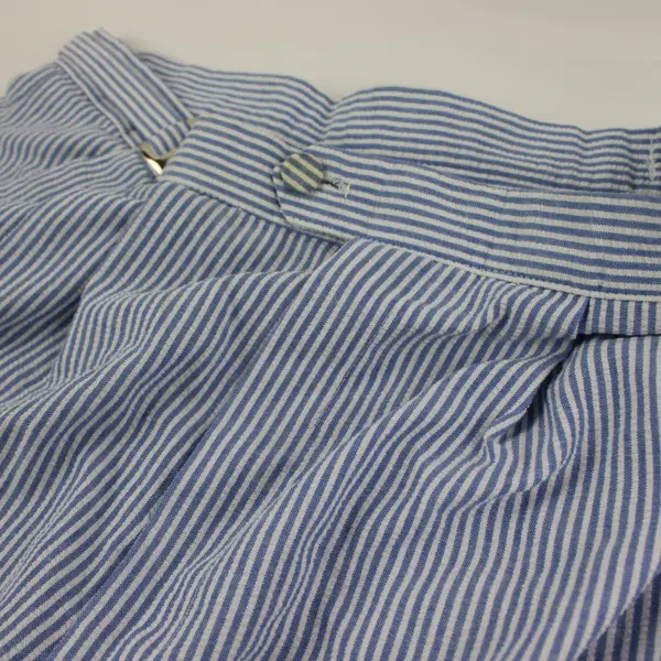 Norm Thompson Women's Blue White Striped Shorts Size 8