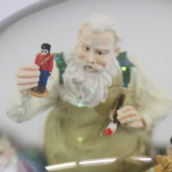 Kirkland Musical Christmas Waterglobe Revolving Base Santa Workshop Scene